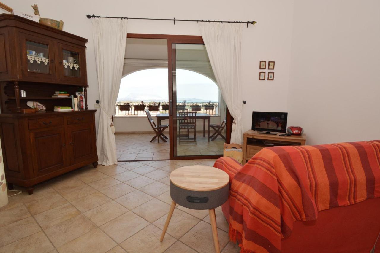 Citai Con Splendida Vista Mare Apartman San Teodoro  Kültér fotó
