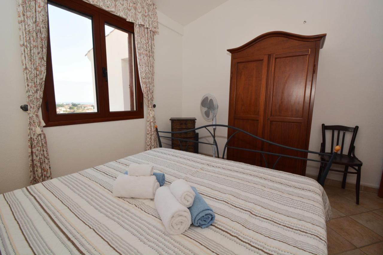 Citai Con Splendida Vista Mare Apartman San Teodoro  Kültér fotó